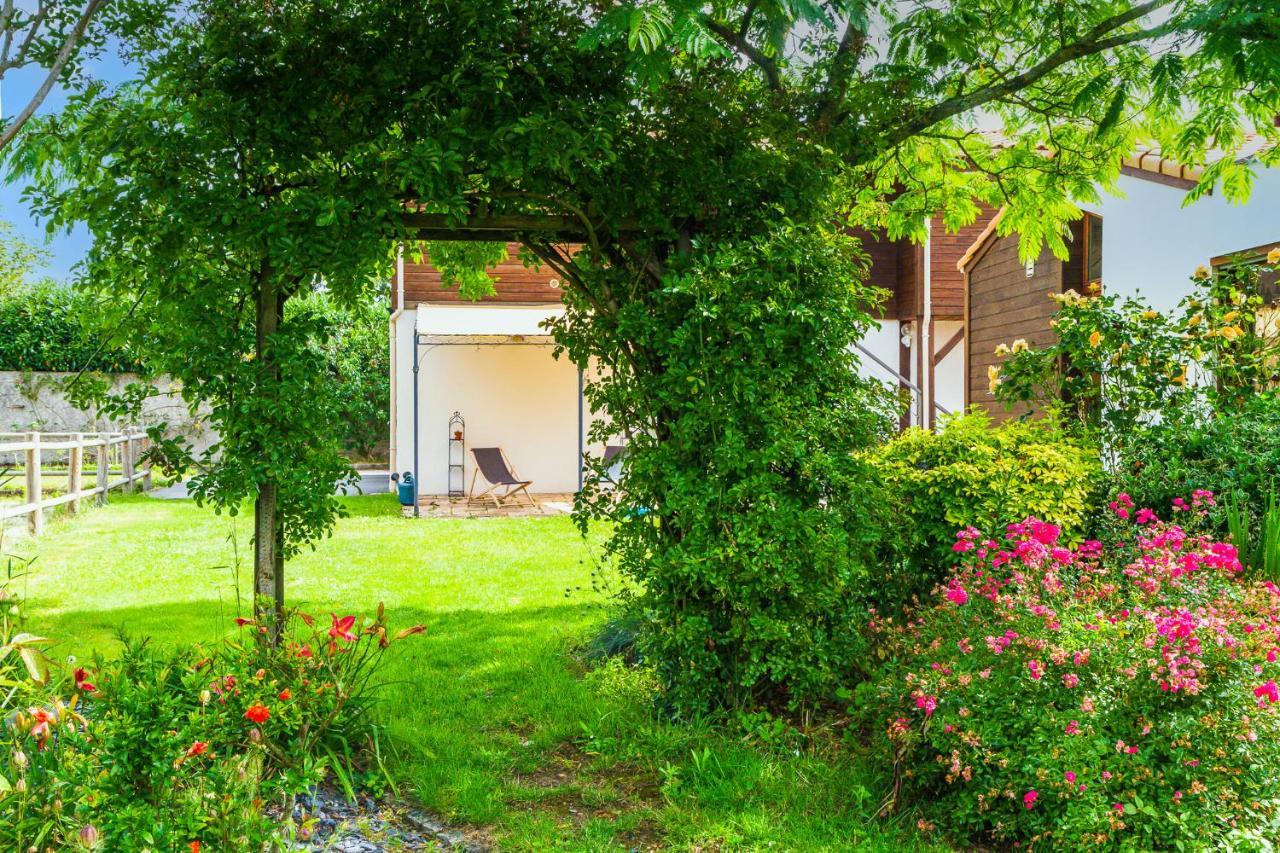 Les Jardins de La Palaire - Gîte T2 avec jardin Cugand Extérieur photo